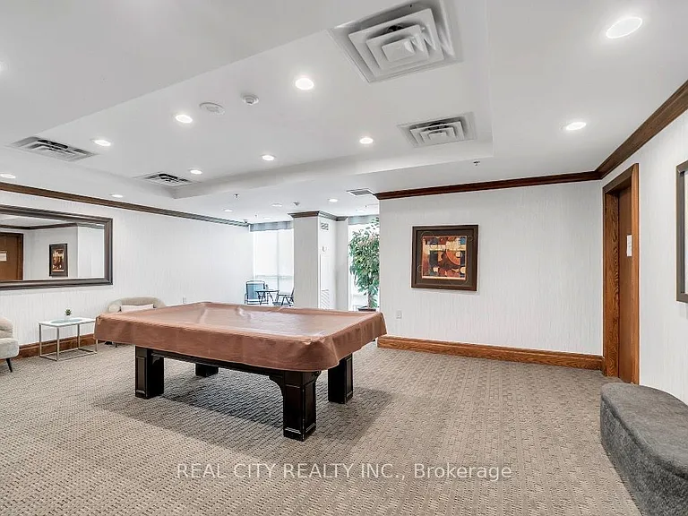 11 Oneida Cres #305 — Photo 11