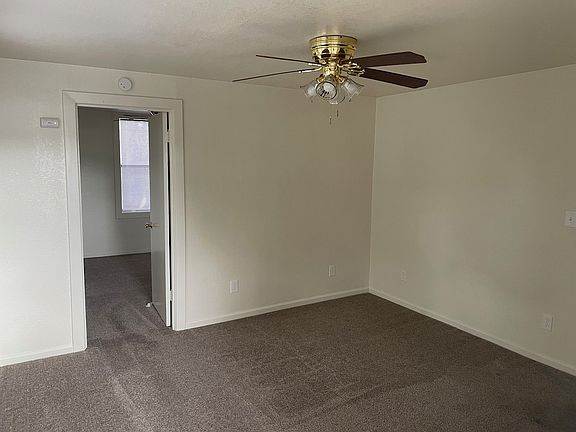 Inside Livingroom looking towards
Bedroom