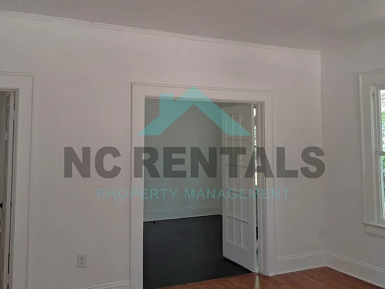 806 Long Ave — Photo 4