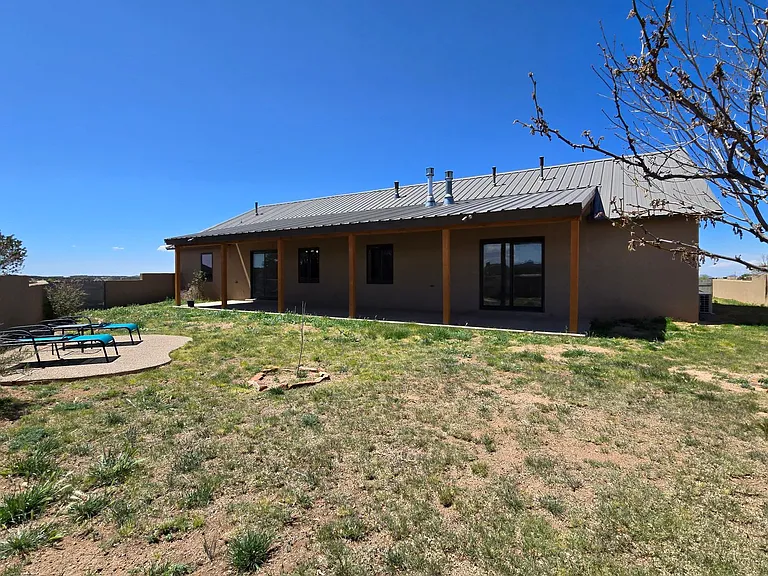 4 Alma Ct — Photo 25