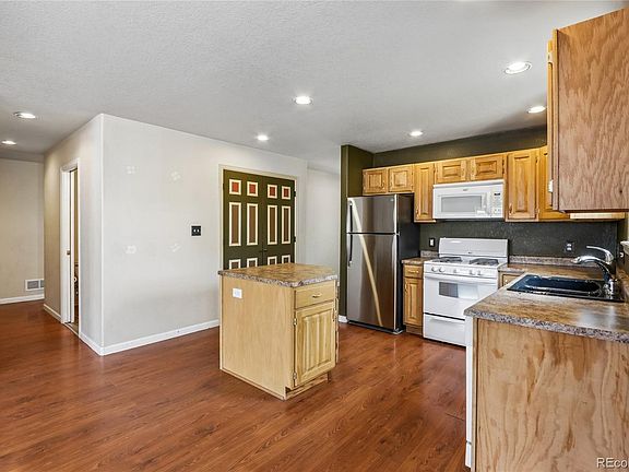 5th image of 1322 Carriage Drive