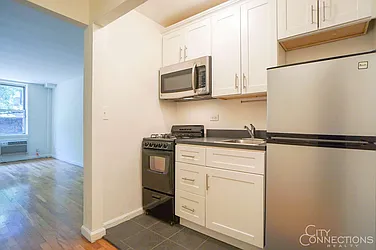 Rented by City Connections Realty