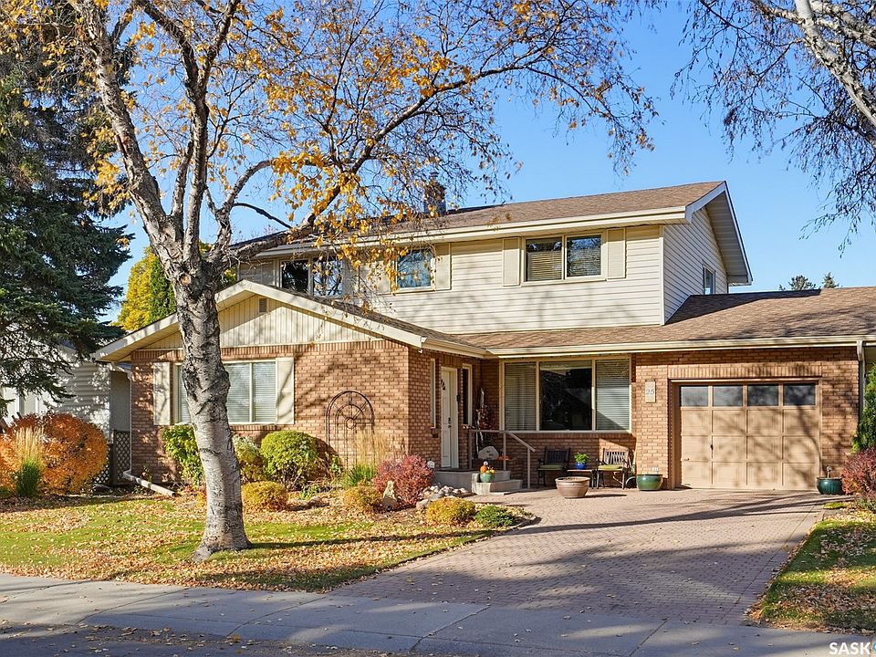 1st image of 25 Yale Crescent