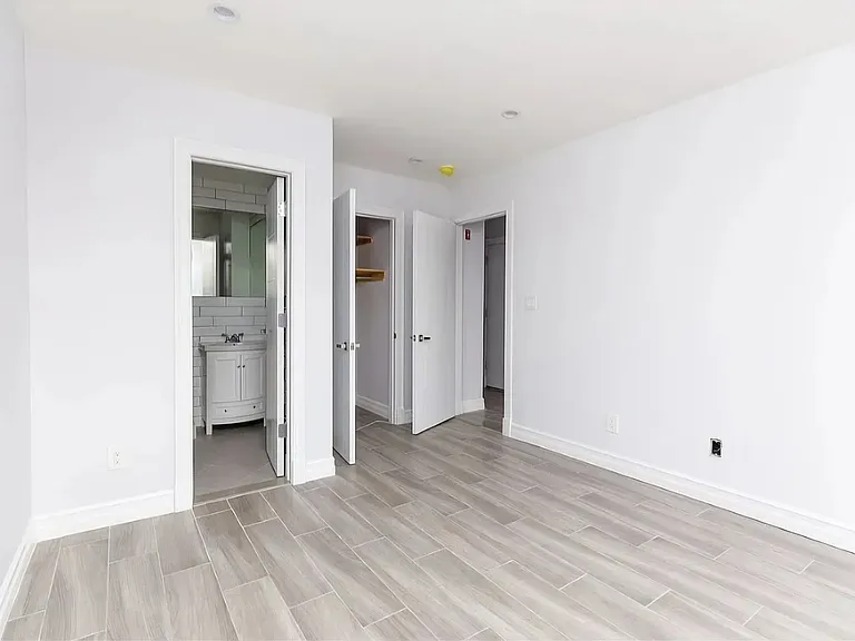 669 Mac Donough St #PENTHOUSE — Photo 9