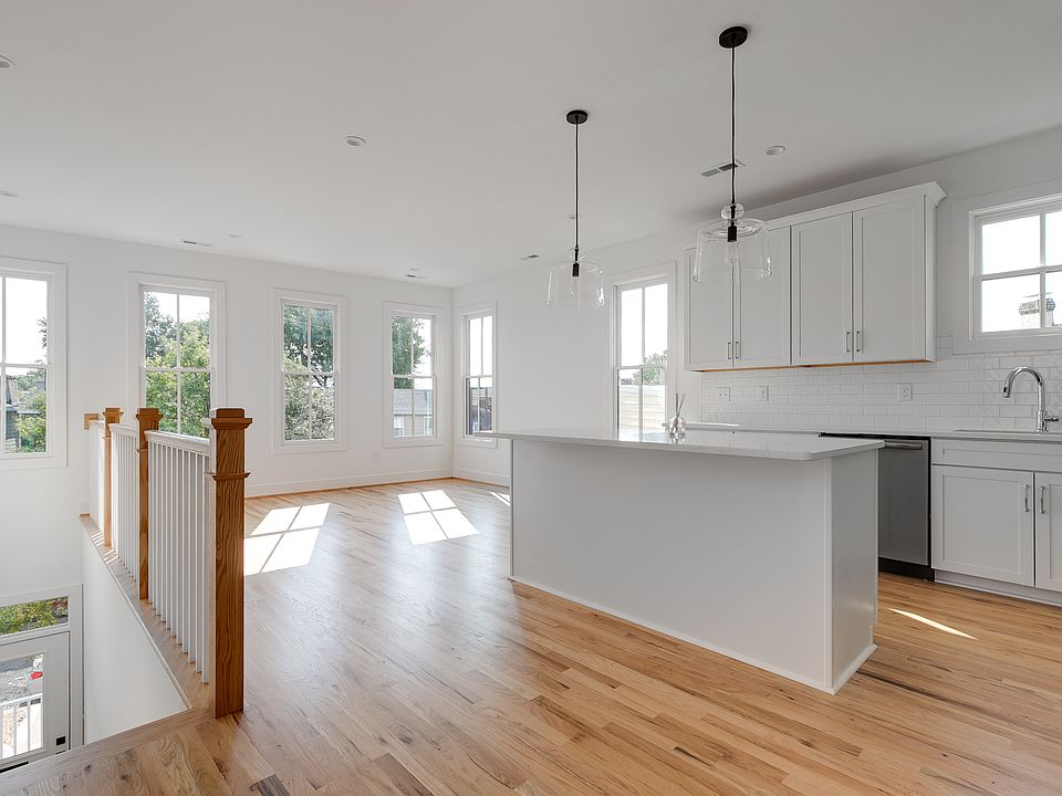 1st image of 524 N 21st St #B