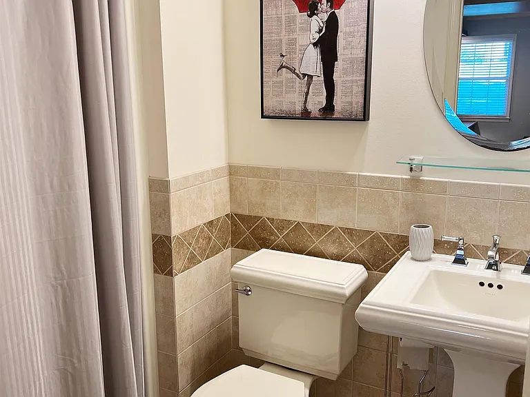 204 Roy Dr — Photo 37