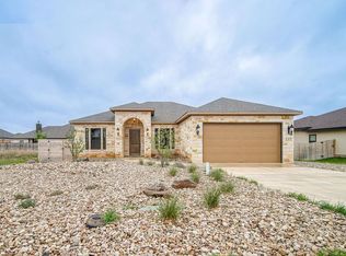 117 Madrona Ln, Fredericksburg, TX 78624