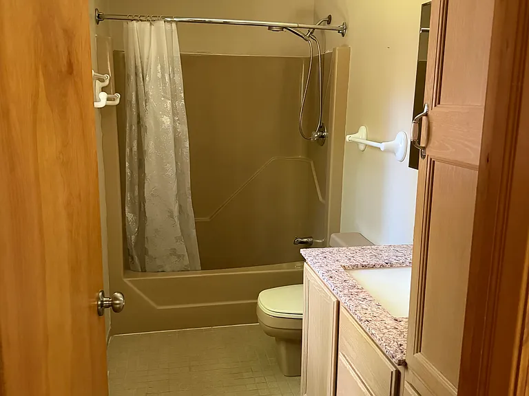 467 Hastings Rd — Photo 5
