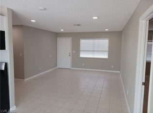 3653 Lone Oak St, Las Vegas, NV 89115