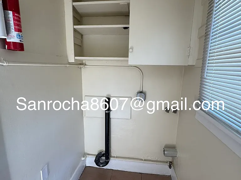 1718 N Freeman Ave — Photo 28