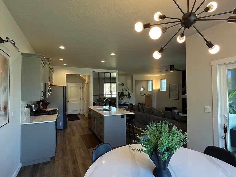 1486 W Windswept Dr — Photo 3