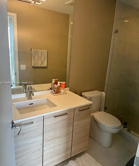 16385 Biscayne Blvd #7 — Photo 14
