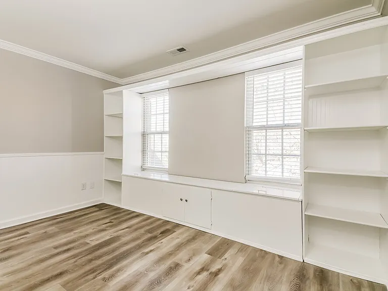3348 Forest Mill Cir — Photo 13