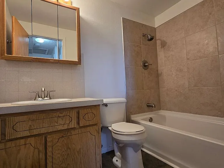 37077 Northwest Dr — Photo 5