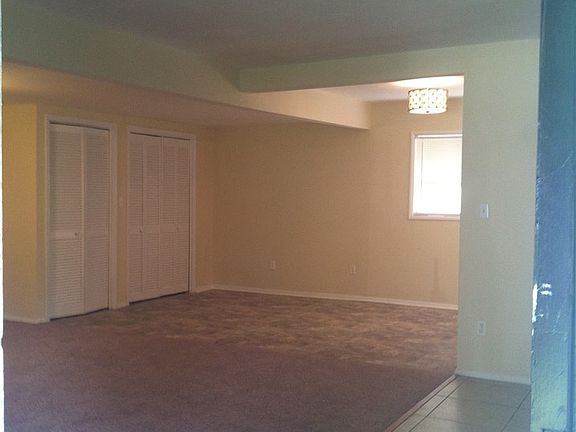 2nd image of 2811 Southwood Dr