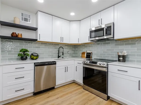 5607 Harvest Hill Rd APT 1007, Dallas, TX 75230
