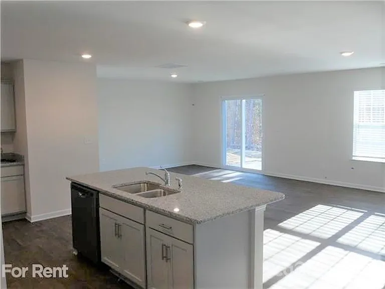 7257 Finnigan Rd — Photo 9