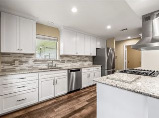 9532 Vinewood Dr, Dallas, TX 75228