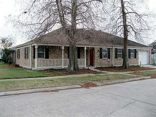 3297 Castle Dr Photo 1