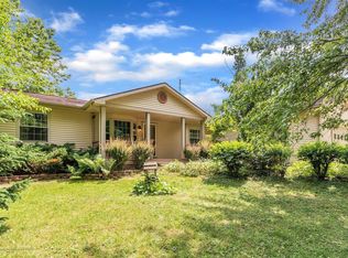 10494 Nixon Rd, Grand Ledge, MI 48837