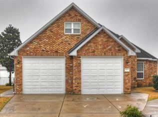 9177 Deepwater Dr, Montgomery, TX 77356
