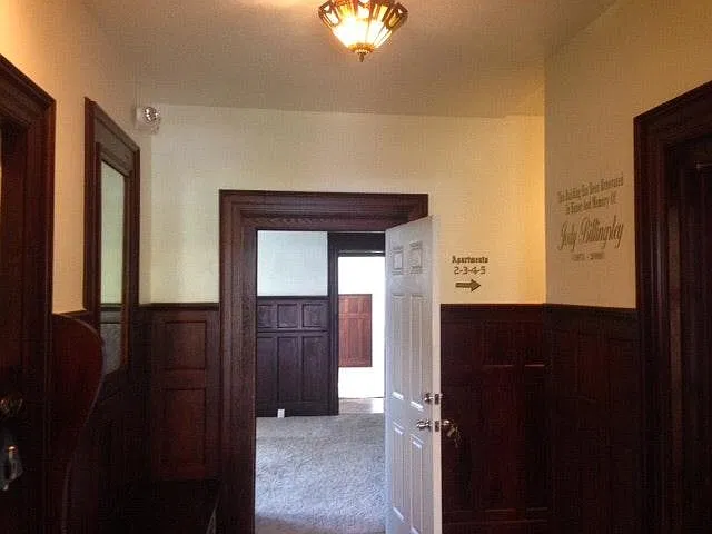 1201 Chestnut Street — Photo 2