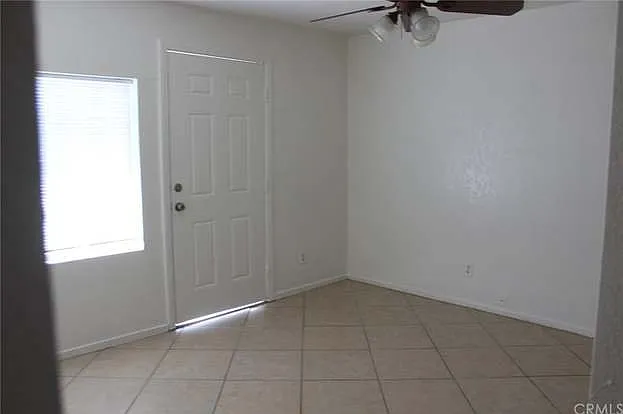 1314 E Laurelwood Dr — Photo 47