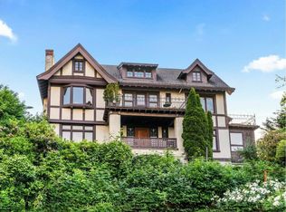 2468 NW Westover Rd, Portland, OR 97210