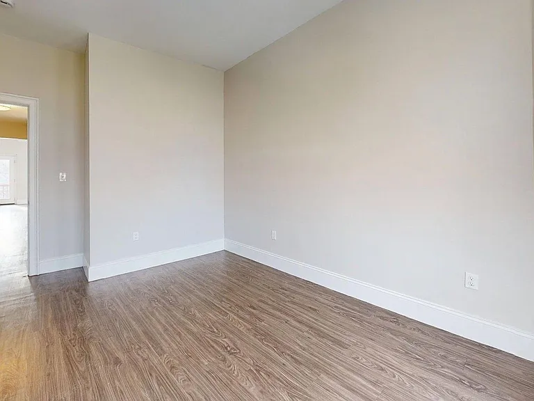 133 Paris St #1 — Photo 18