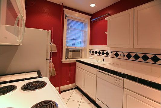4th image of 1475 N Humboldt St APT 7