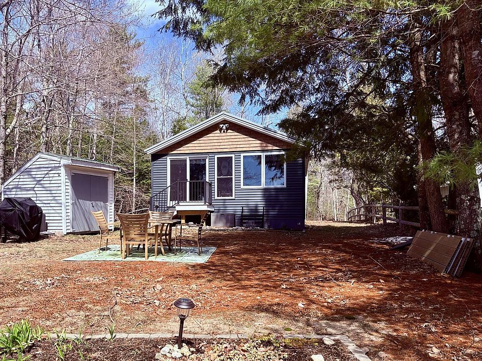 2nd image of 156 Sandy Point Road