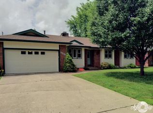 1708 W Winchester St, Springfield, MO 65807