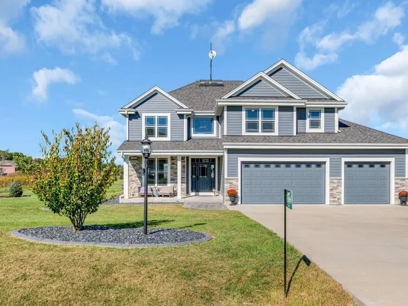 W2464 Leasure WAY, East Troy, WI 53120