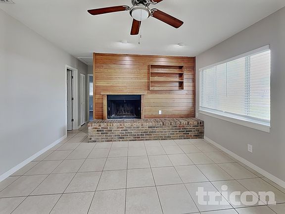 2nd image of 320 Rigel Rd