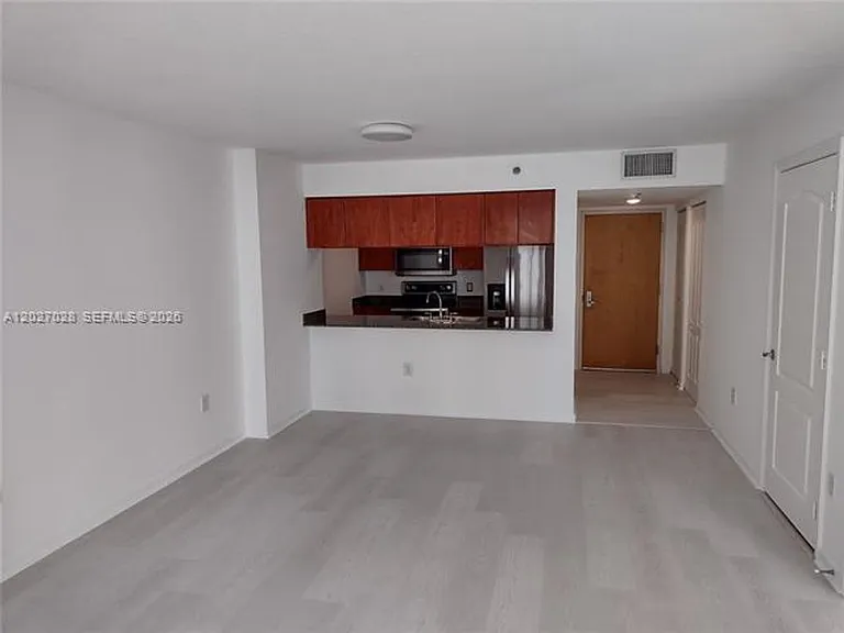 1200 Brickell Bay Dr #2005 — Photo 16