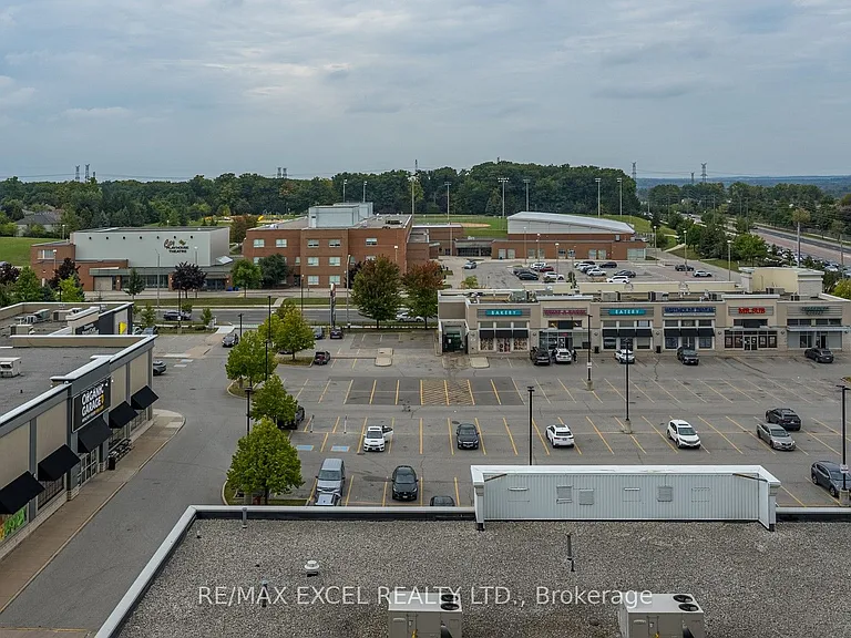 8 Beverley Glen Blvd #802 — Photo 46