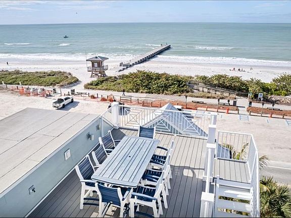 3rd image of 903 Gulf Dr S