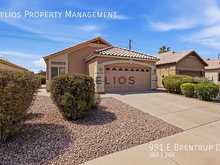 991 E Brentrup Dr — Photo 1