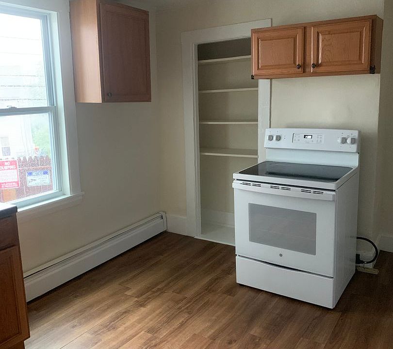 78 South Street LLC 78 South St Biddeford ME Zillow