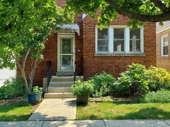 2439 Clarence Ave, Berwyn, IL 60402