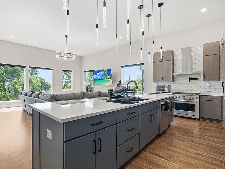 1911 Hailey Ave — Photo 15