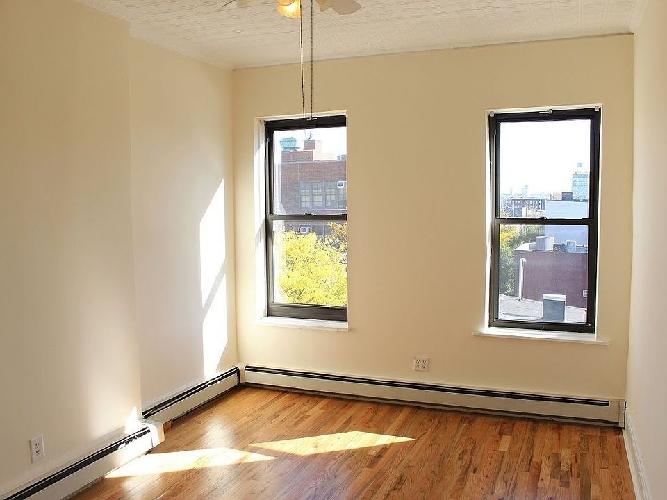 1st image of 421 Columbia St APT 4R