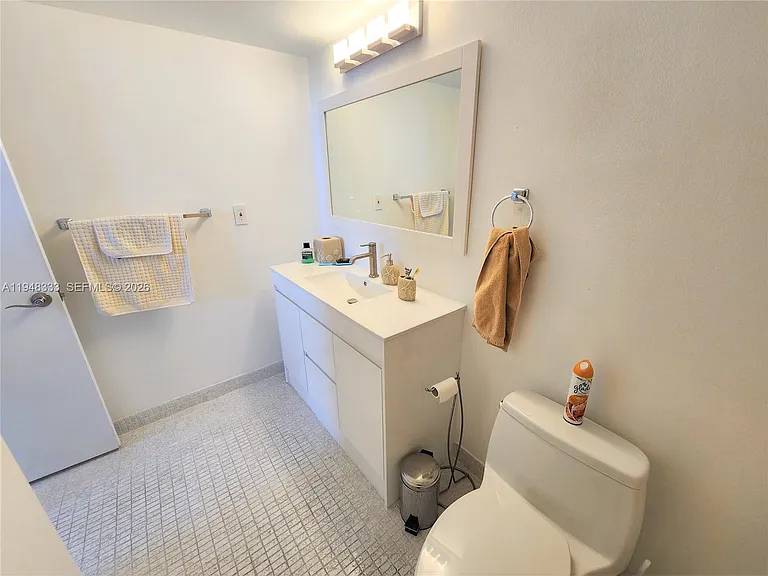 290 174th St #1607 — Photo 28