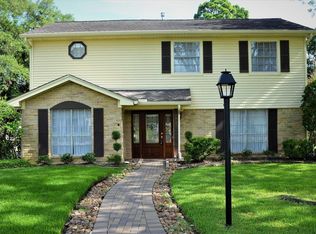 7702 Roebourne Ln, Houston, TX 77070