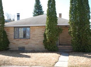 1004 E Chapman St, Ely, MN 55731