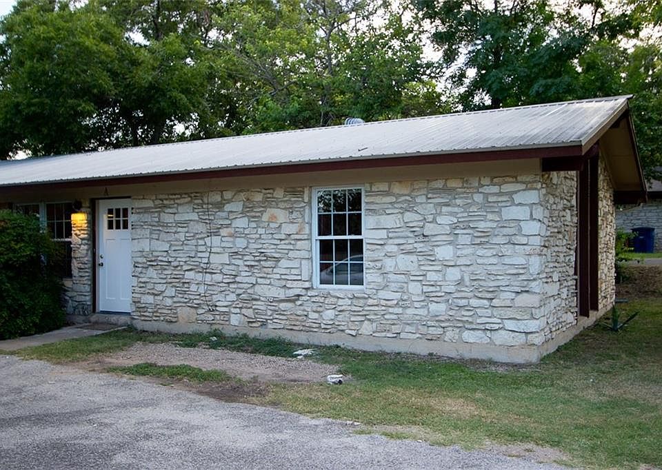 1st image of 3323 Dolphin Dr #A