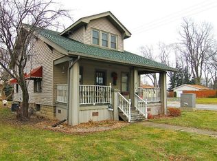 806 E Joliet St, Crown Point, IN 46307