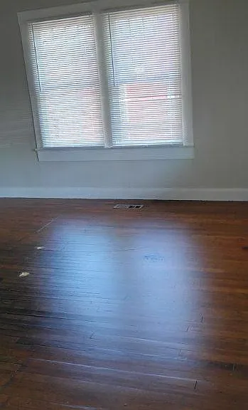 310 Norwood Ave — Photo 7