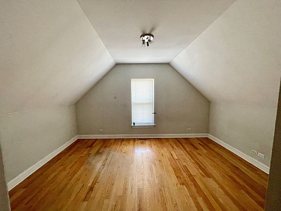 5th image of 1230 N Artesian Ave Unit 2