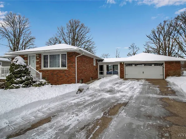 1272 96th St, Niagara Falls, NY 14304